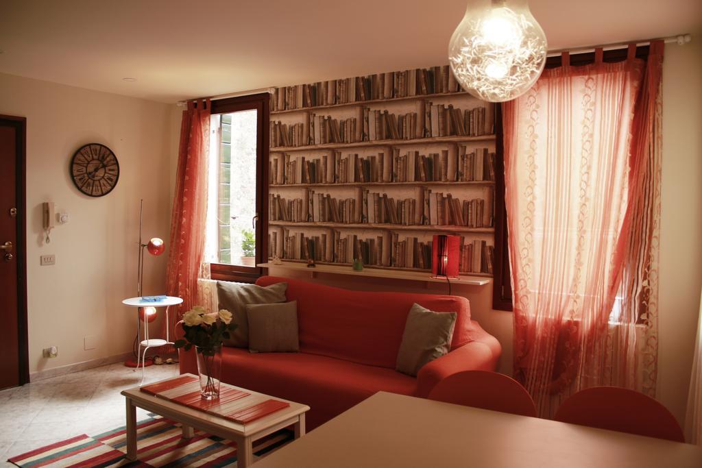Bacanal Apartment Венеция Экстерьер фото