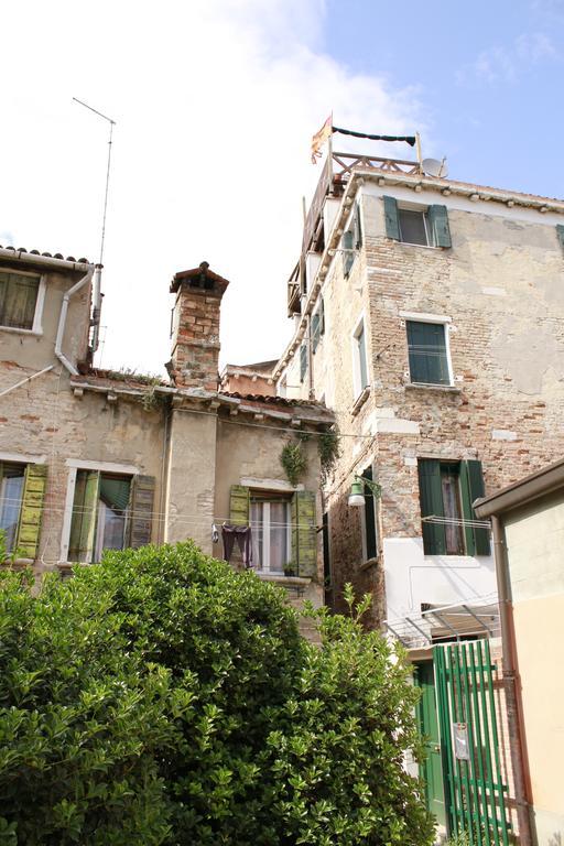 Bacanal Apartment Венеция Экстерьер фото